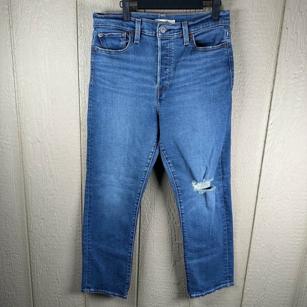 Levis Wedgie Straight Jeans Womens Size 31x28 Distressed Button Fly Medium Wash